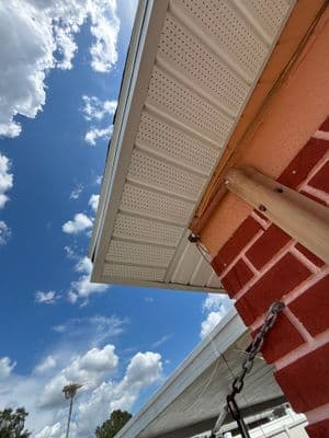 Soffit and fascia install in Tampa, FL — Jun 2025