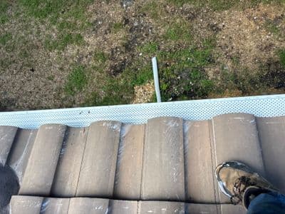 Gutter guard install in Tampa, FL — Sep 2025