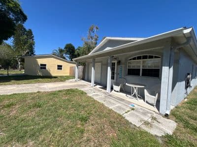 Seamless aluminum gutter install in Clearwater, FL — Apr 2026