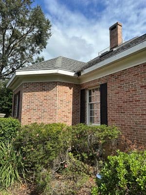 Seamless aluminum gutter install in Lakeland, FL — Oct 2024