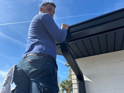 Seamless aluminum gutter install in Ruskin, FL — Dec 2025