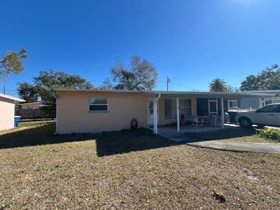 Seamless aluminum gutter install in Clearwater, FL — Feb 2026