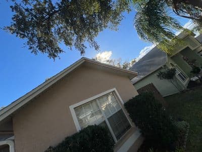 Seamless aluminum gutter install in Riverview, FL — Jan 2026