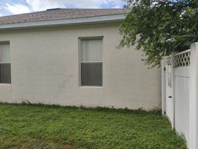 Seamless aluminum gutter install in Land O Lakes, FL — Sep 2025