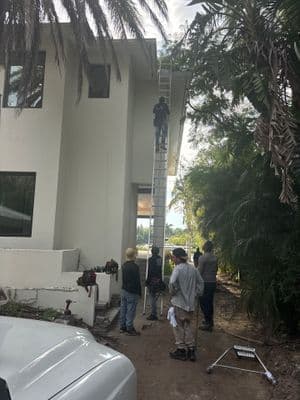 Seamless aluminum gutter install in Sarasota, FL — Oct 2025