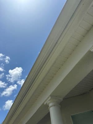 Seamless aluminum gutter install in New Port Richey, FL — Jul 2025